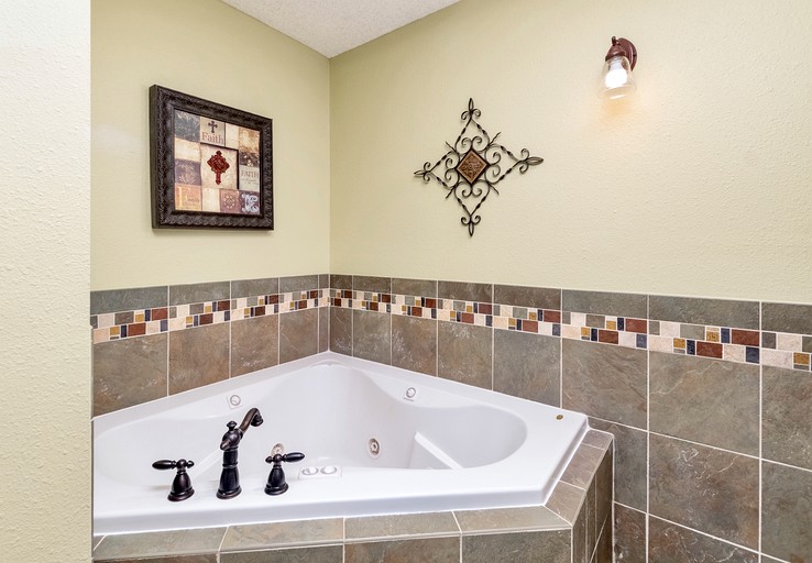 Floating Homes (United States of America, Estes Park, Colorado)