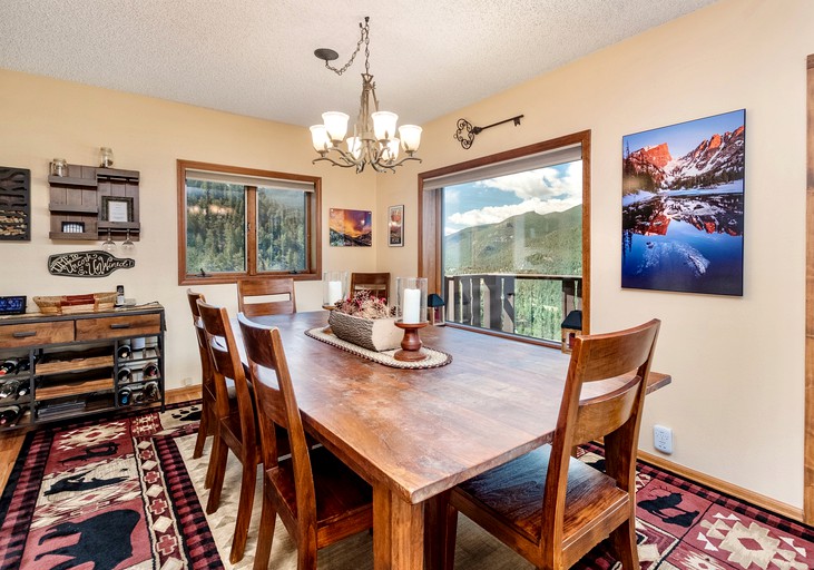 Floating Homes (United States of America, Estes Park, Colorado)