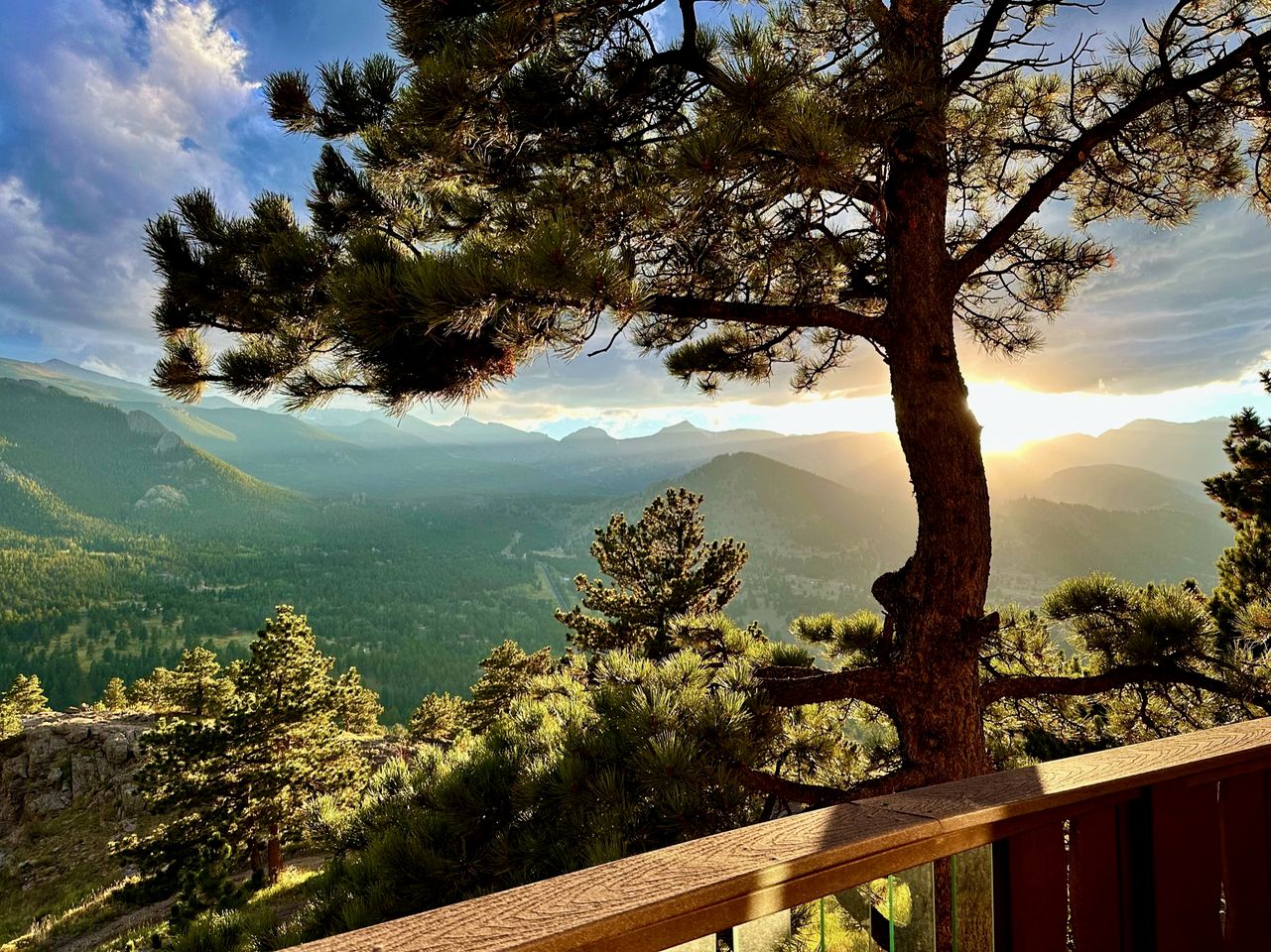 Secluded and Dog-Friendly Vacation Rental in the Mountains with Unique Views in Estes Park, CO