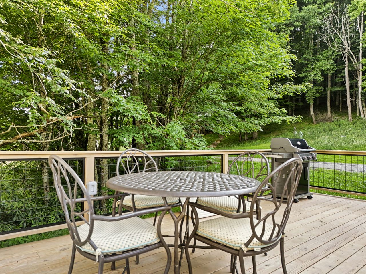 Gorgeous Dome with Breathtaking Landscape Views in North Carolina