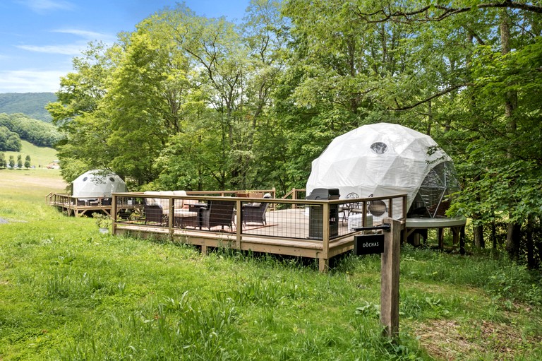 Domes (United States of America, Creston, North Carolina)