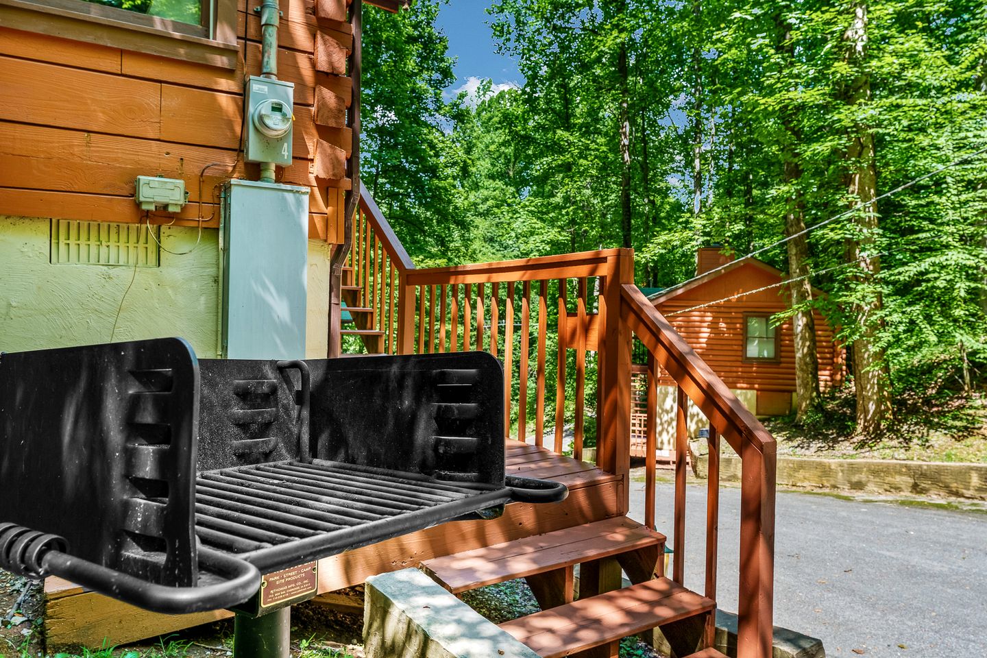 Dog-Friendly Cabin with Indoor Jacuzzi in Sevierville, Tennessee