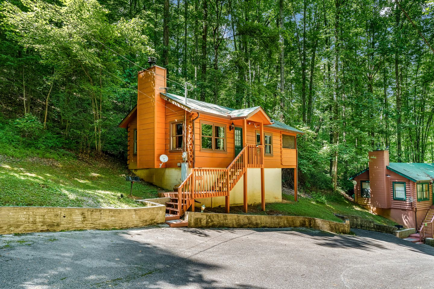 Dog-Friendly Cabin with Indoor Jacuzzi in Sevierville, Tennessee
