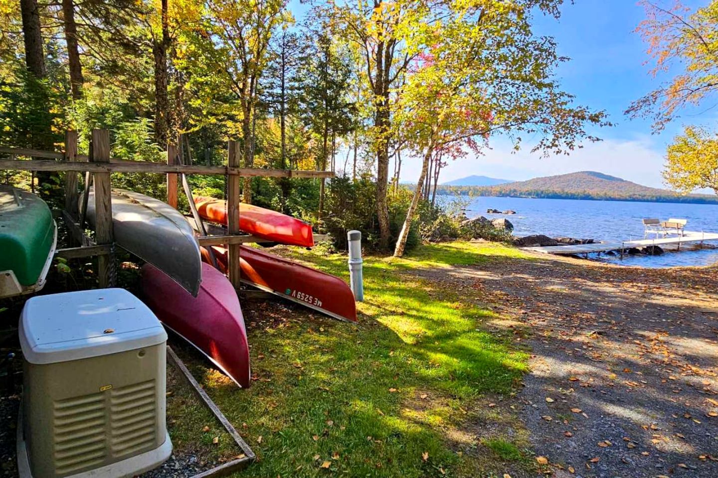 Dog-Friendly Cabin Near the Lake with Kayaks in Maine
