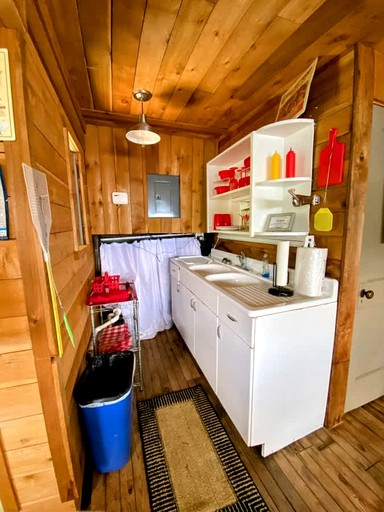 Cabins (United States of America, Sagle, Idaho)