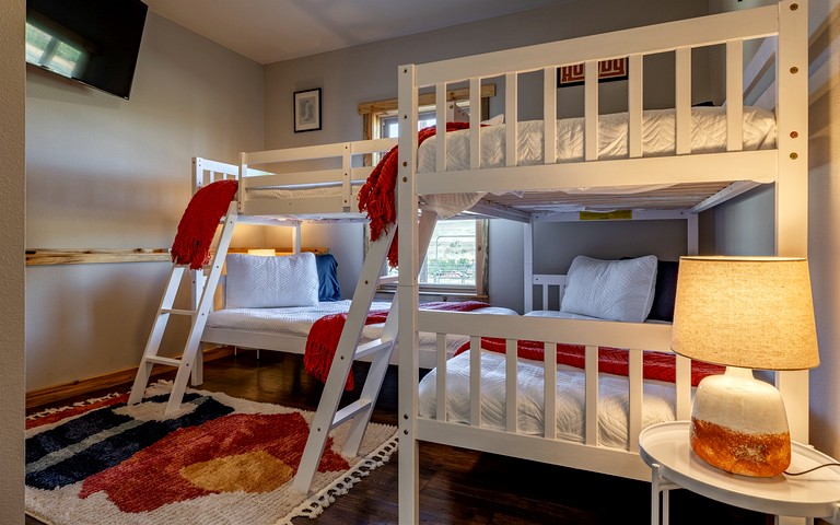 Cabins (United States of America, Cody, Wyoming)