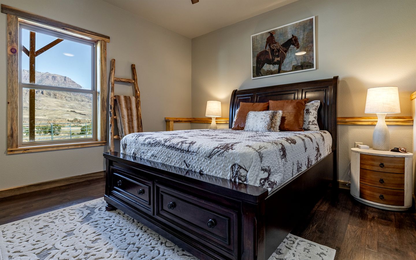 Dog-Friendly Cabin with Panoramic Mountain Views in Wyoming