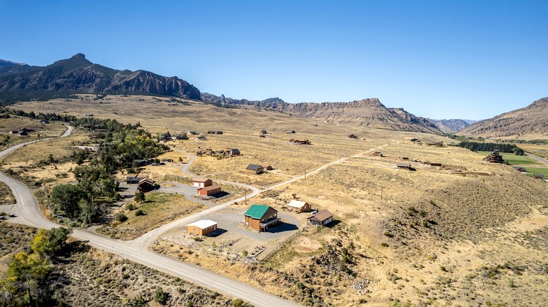 Cabins (United States of America, Cody, Wyoming)