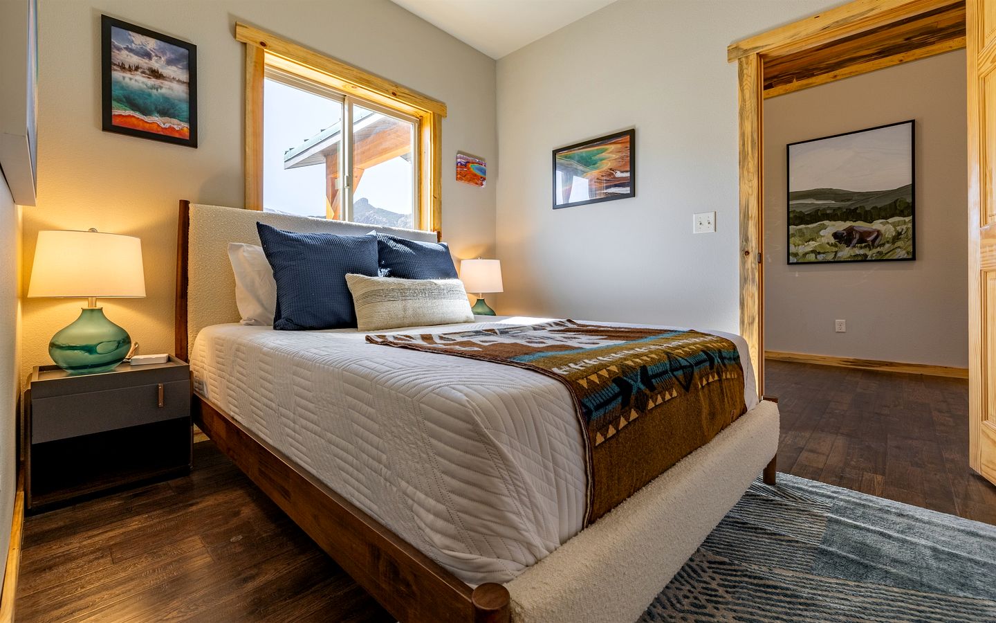 Dog-Friendly Cabin with Panoramic Mountain Views in Wyoming