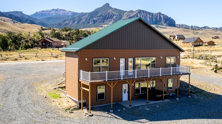 Cabins (United States of America, Cody, Wyoming)