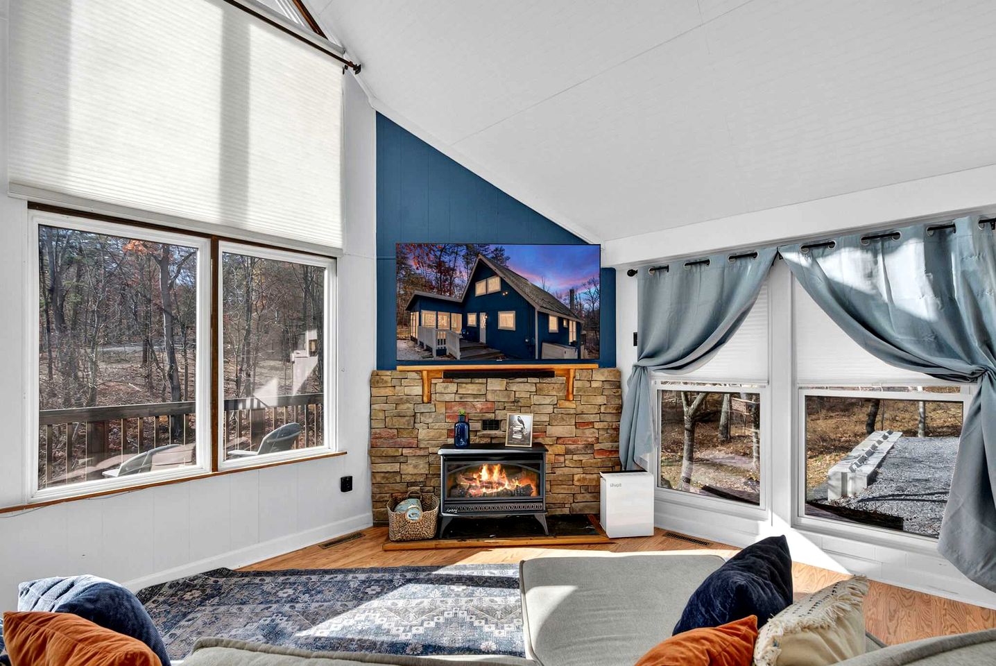 Modern Mountain Chalet with Stone Fireplace & Resort Amenities near Hedgesville, WV