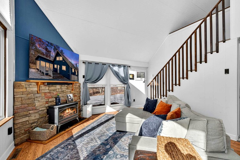 Cabins (United States of America, Hedgesville, West Virginia)