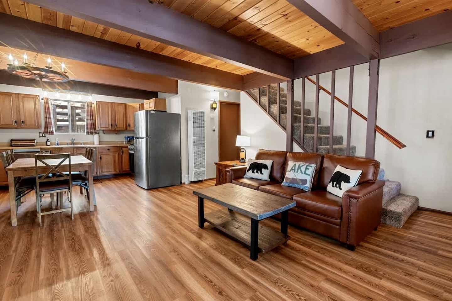 Dog-Friendly Rustic Cabin with Hot-Tub and Deck Great for Families in California