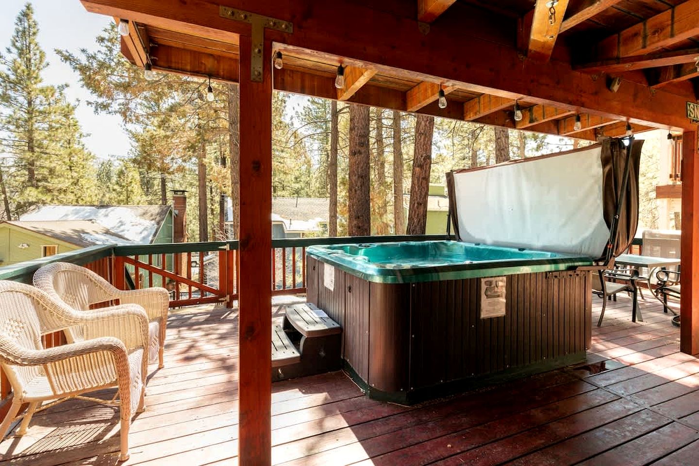 Dog-Friendly Rustic Cabin with Hot-Tub and Deck Great for Families in California
