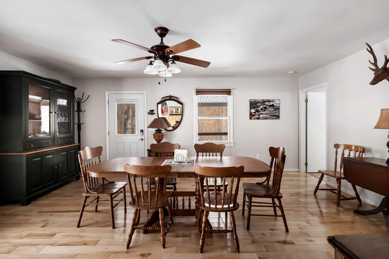 Vacation Rentals (United States of America, Great Cacapon, West Virginia)