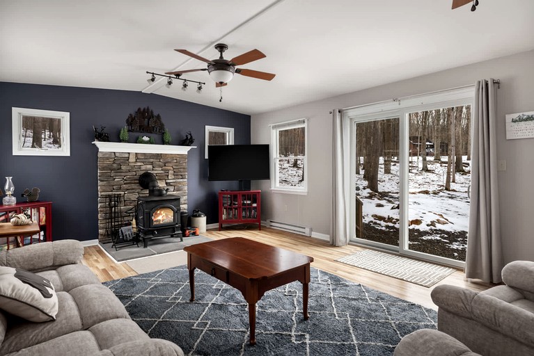 Vacation Rentals (United States of America, Great Cacapon, West Virginia)