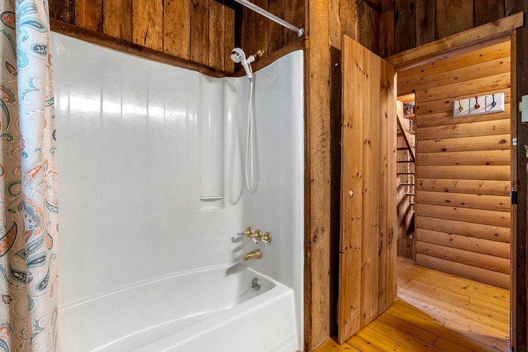 Cabins (United States of America, Baker, West Virginia)