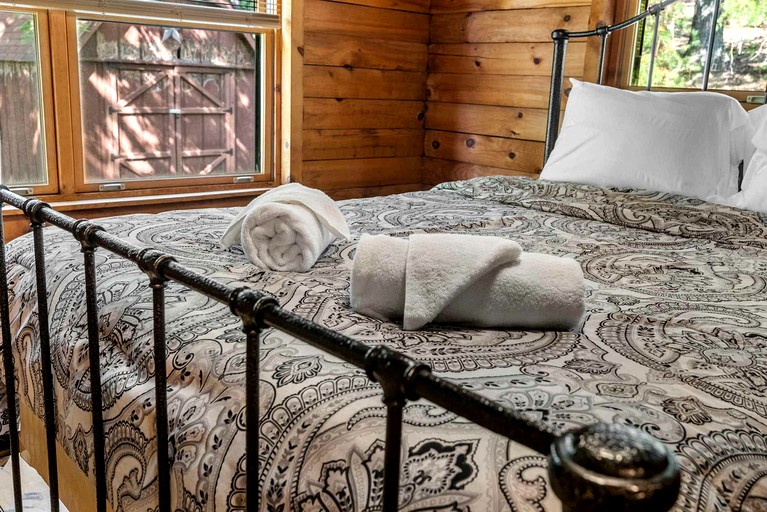 Cabins (United States of America, Baker, West Virginia)