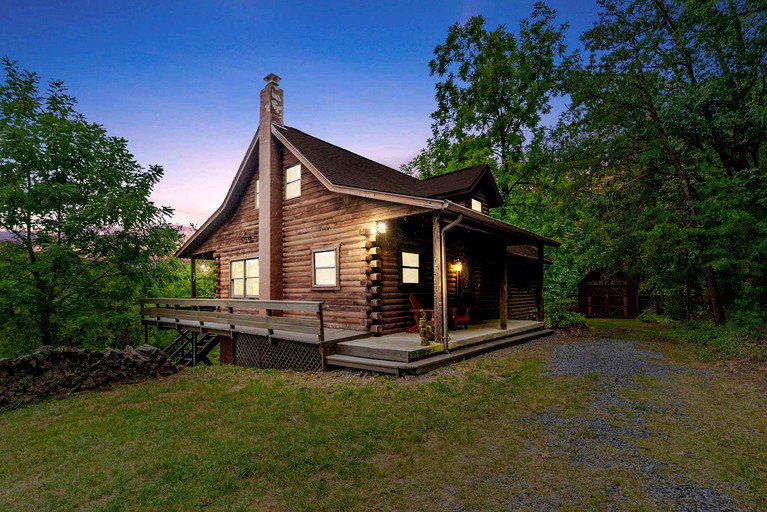 Rustic-Modern Mountain Cabin with Private Pond & Fire Pit Near Lost River, Baker, West Virginia
