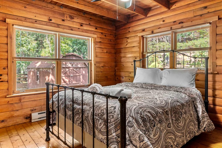 Cabins (United States of America, Baker, West Virginia)