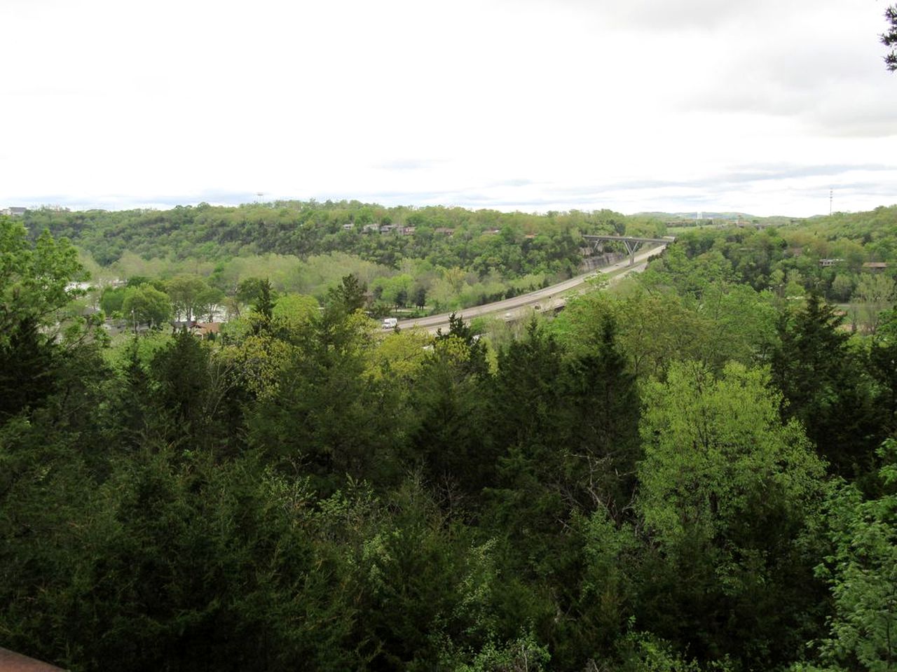 Cozy Cabin Rental near Table Rock Lake in the Ozark Mountains, Missouri
