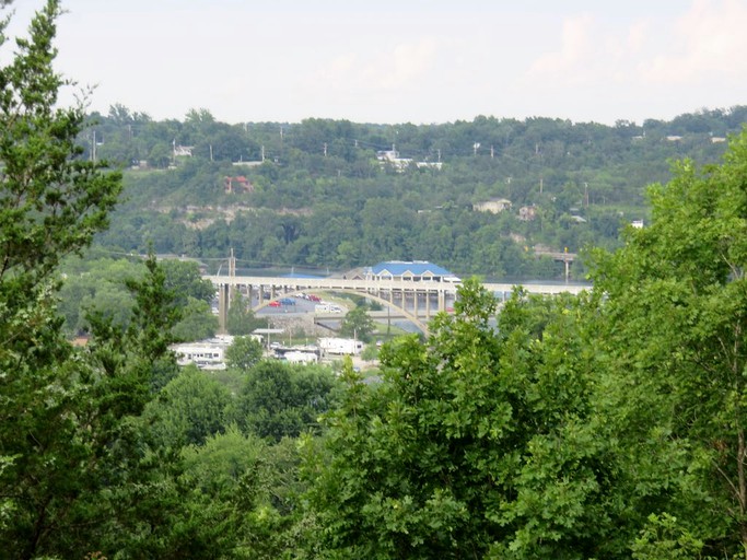 Cabins (Hollister, Missouri, United States)