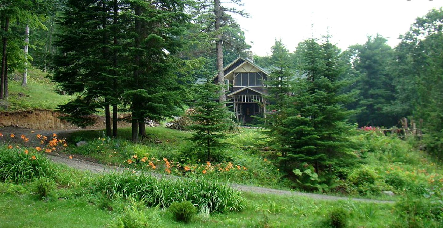 Large Vacation Rental for Groups in the Adirondacks Region, Upstate New York