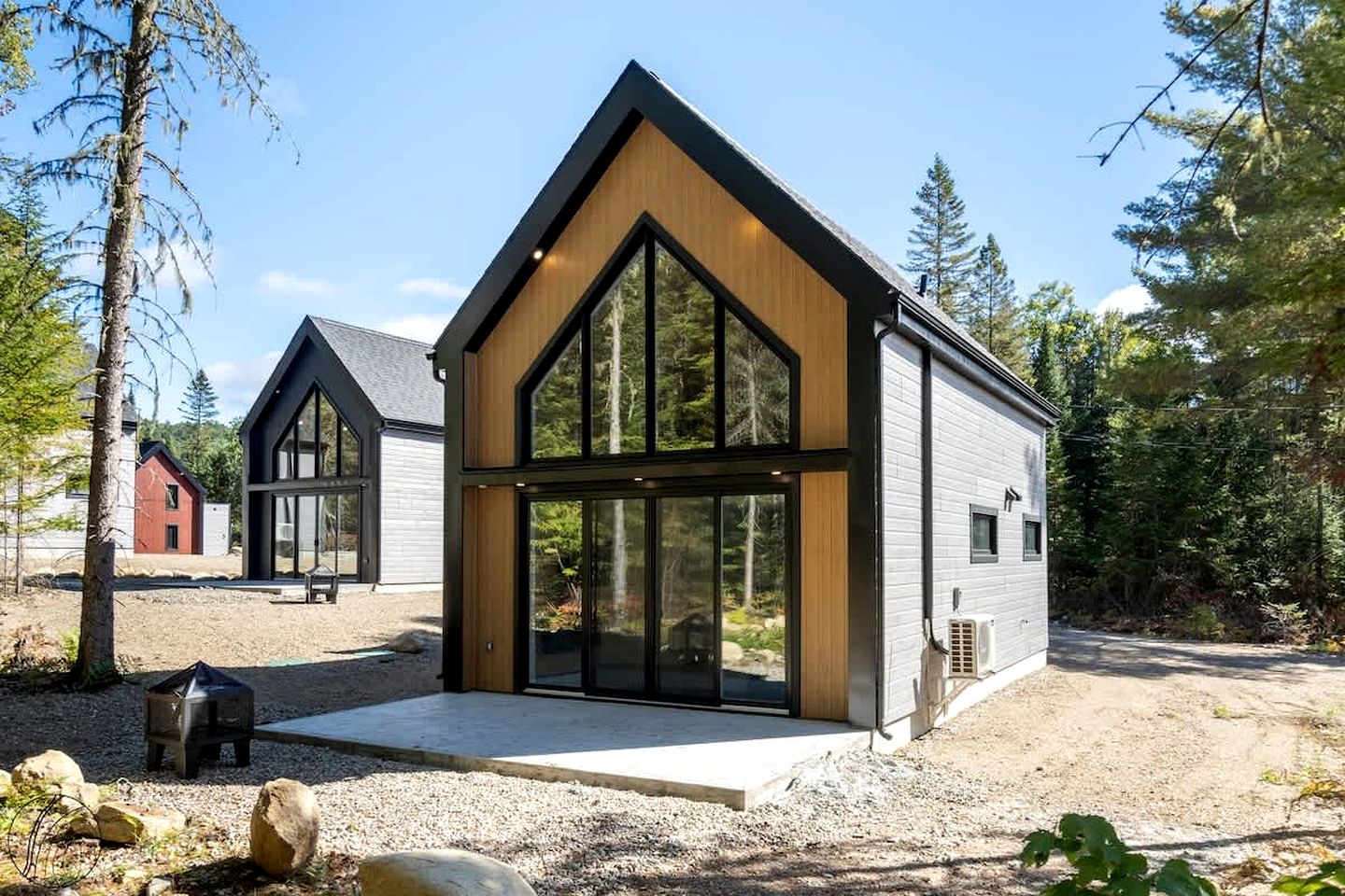 Spacious Estate with Six Mini-Chalets Near Chute-à-Bull Park, St-Côme Quebec