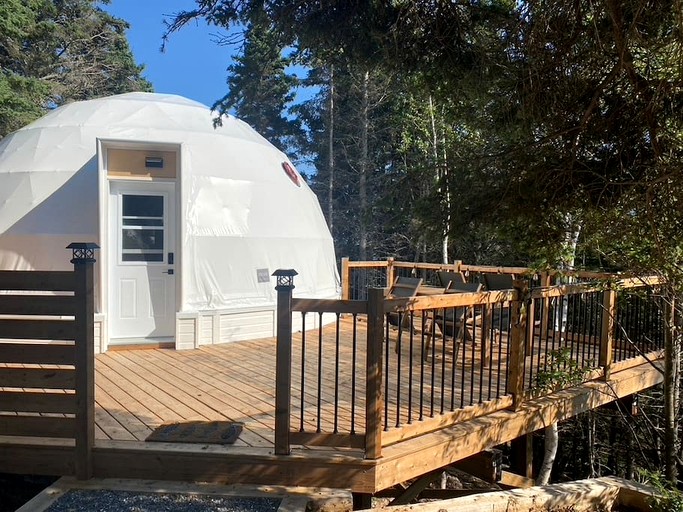 Delightful Dome Ideal for Couples in Percé, Quebec
