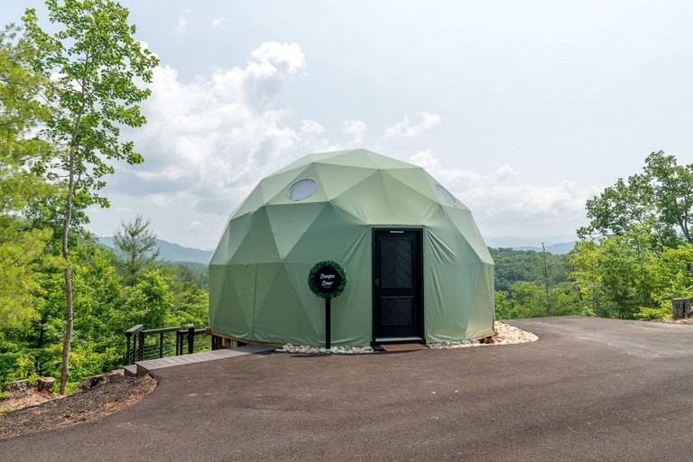 Domes (United States of America, Townsend, Tennessee)