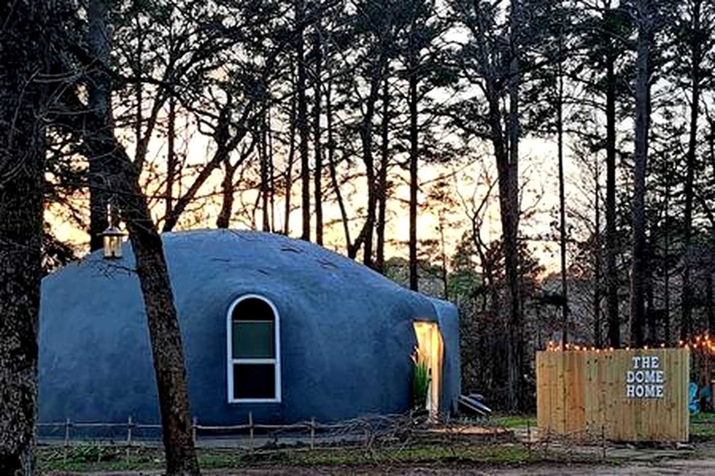 Fantastic Dome with Private Yard, Hot-Tub and Fire Pit in Texas