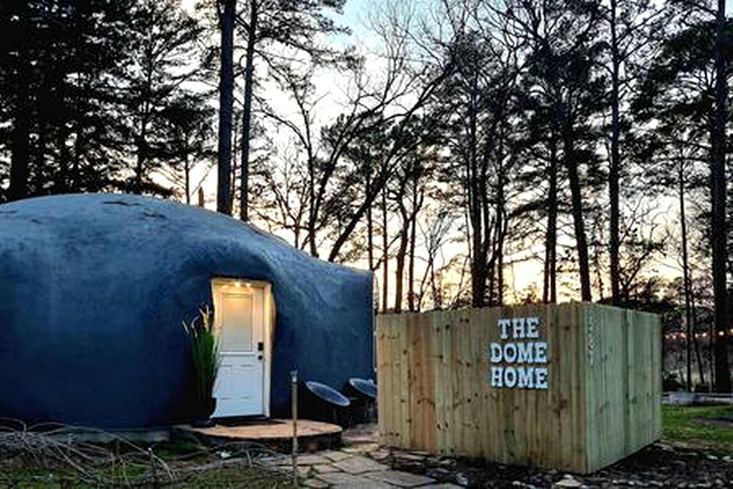 Fantastic Dome with Private Yard, Hot-Tub and Fire Pit in Texas