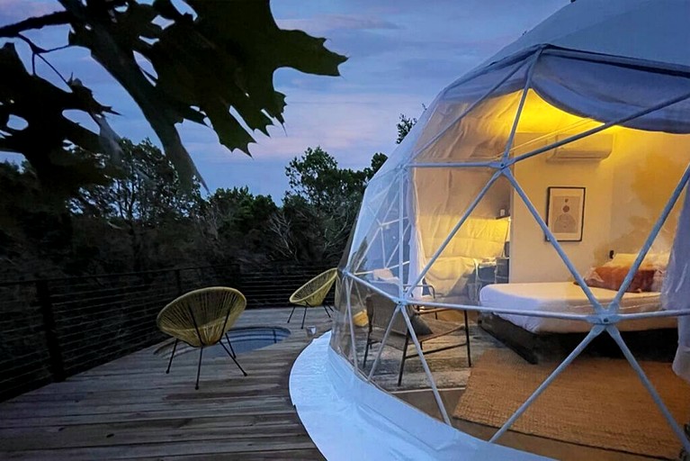 Domes (United States of America, Marble Falls, Texas)
