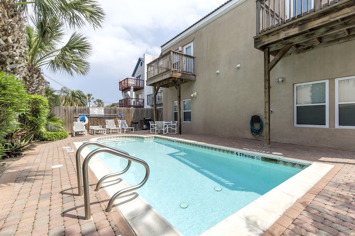 Amazing Beach House with Swimming Pool in South Padre Island, Texas