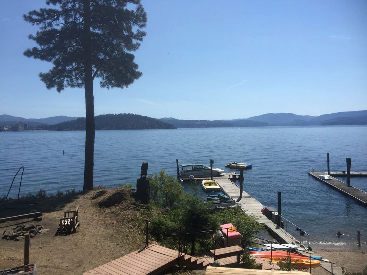 Spacious Lakeside Vacation Rental on Lake Coeur d'Alene in North Idaho