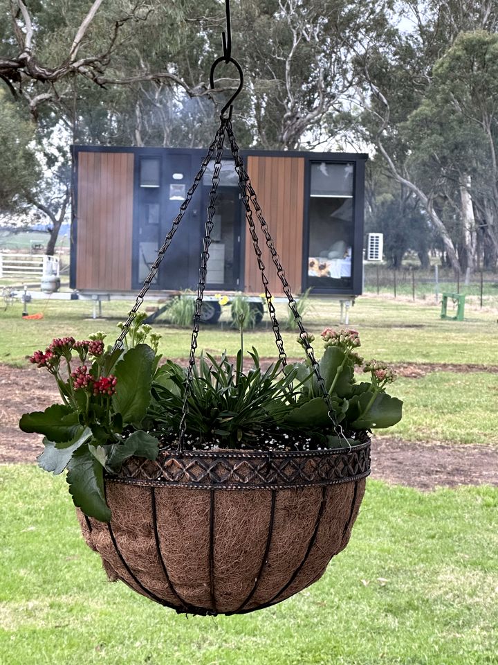 Countryside Tiny House Well Equipped in Werris Creek, New South Wales