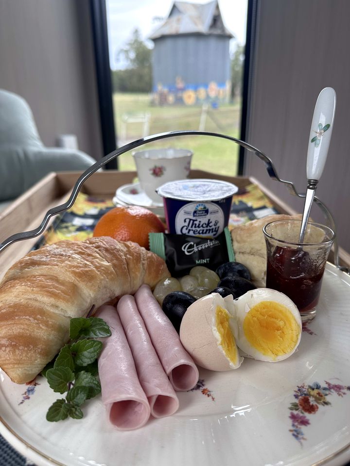 Countryside Tiny House Well Equipped in Werris Creek, New South Wales