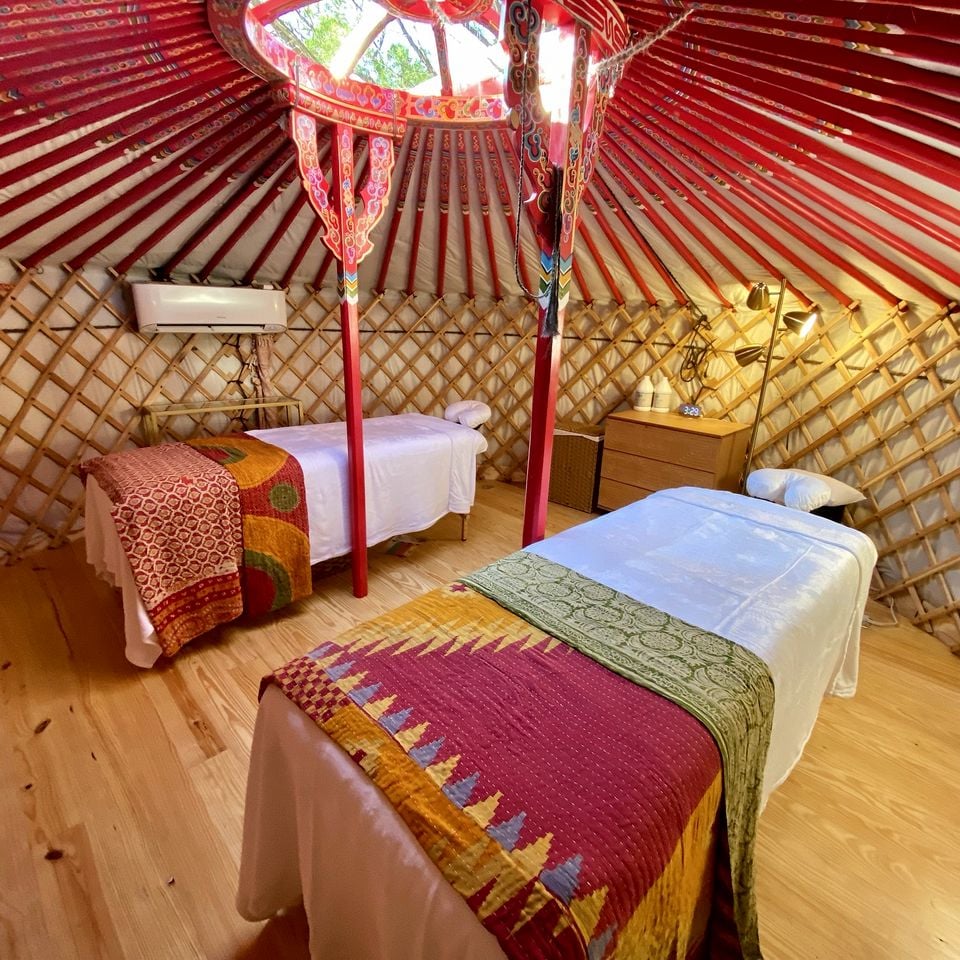 Relaxing Yurt Perfect for Couples in Dripping Springs, Texas