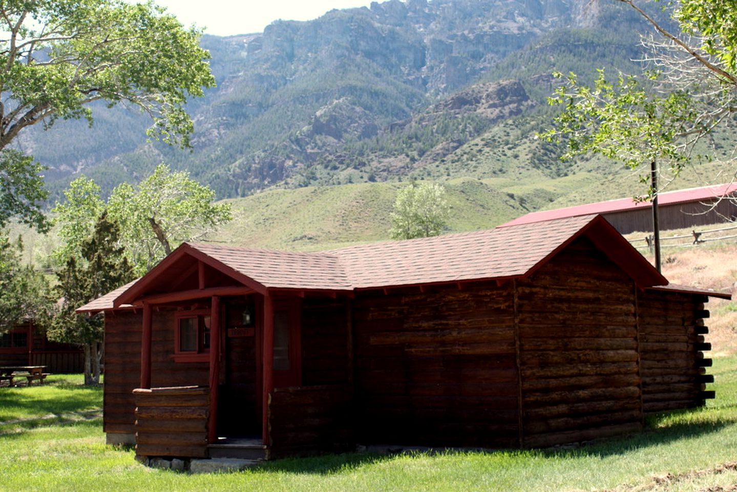 Rustic Log Cabin Rental for Six on the Shoshone River in Wyoming