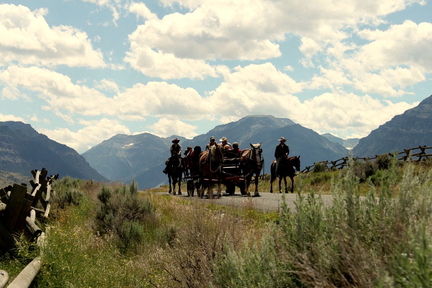 Family Cabin Rental on Beautiful Ranch near Yellowstone National Park, Wyoming