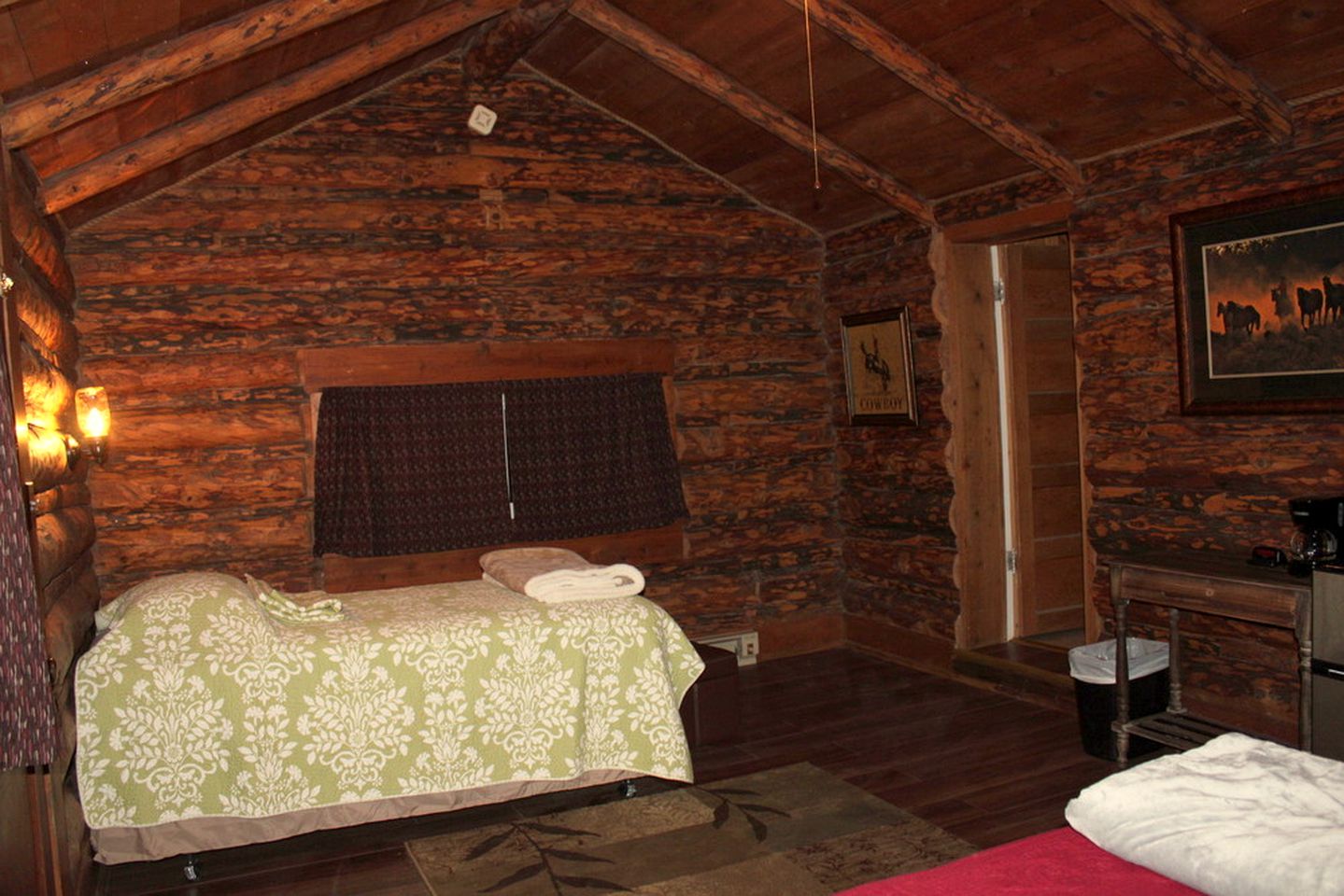 Family Cabin Rental on Beautiful Ranch near Yellowstone National Park, Wyoming