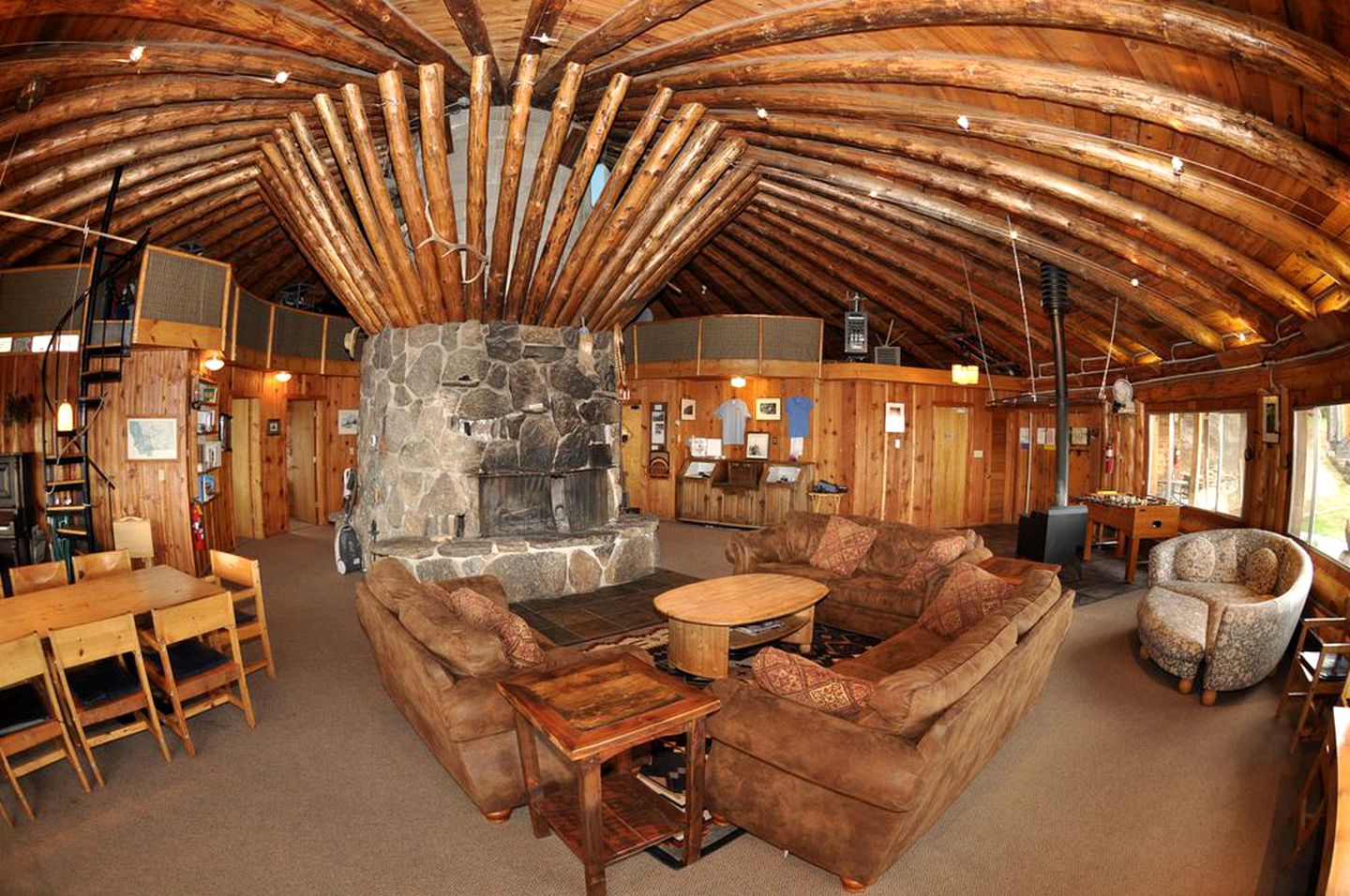 Unique, Spacious Log Cabin Rental near Bitterroot National Forest in Montana