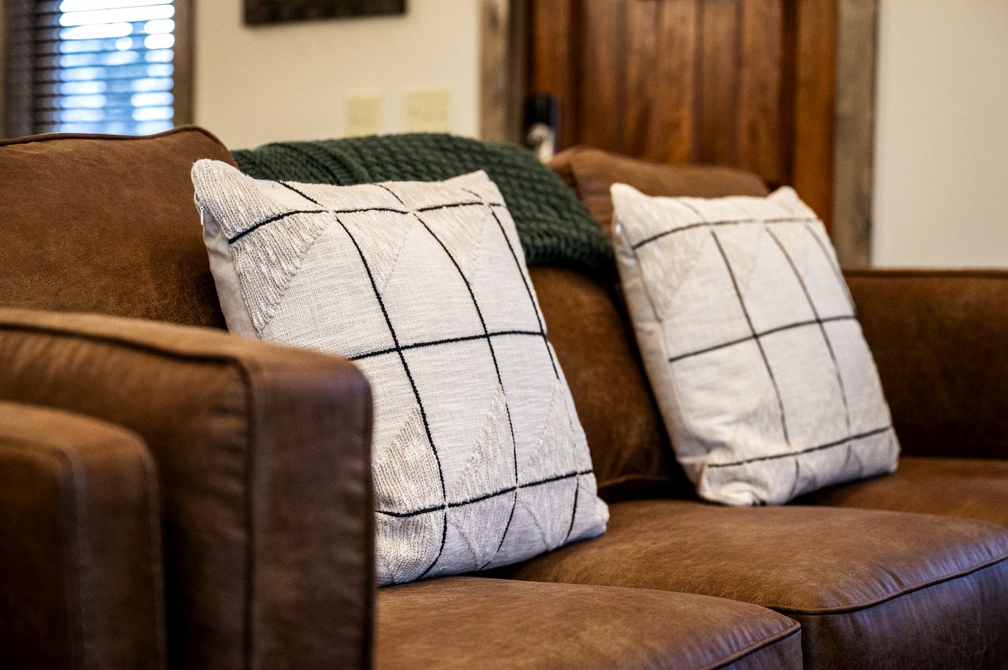 Gorgeous Modern Cabin with Hot-tub and Great Views in Gatlinburg, Tennessee