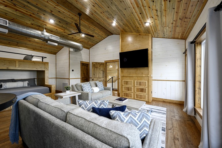 Cabins (United States of America, Broken Bow, Oklahoma)