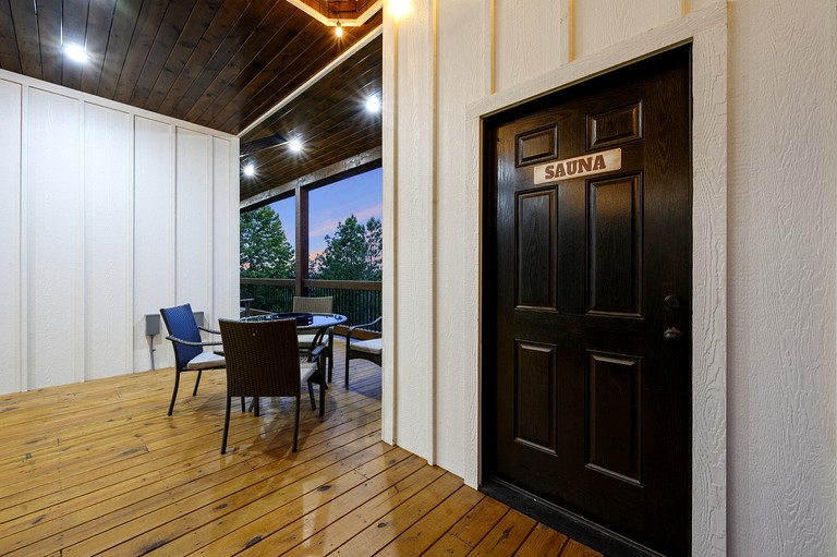 Cabins (United States of America, Broken Bow, Oklahoma)