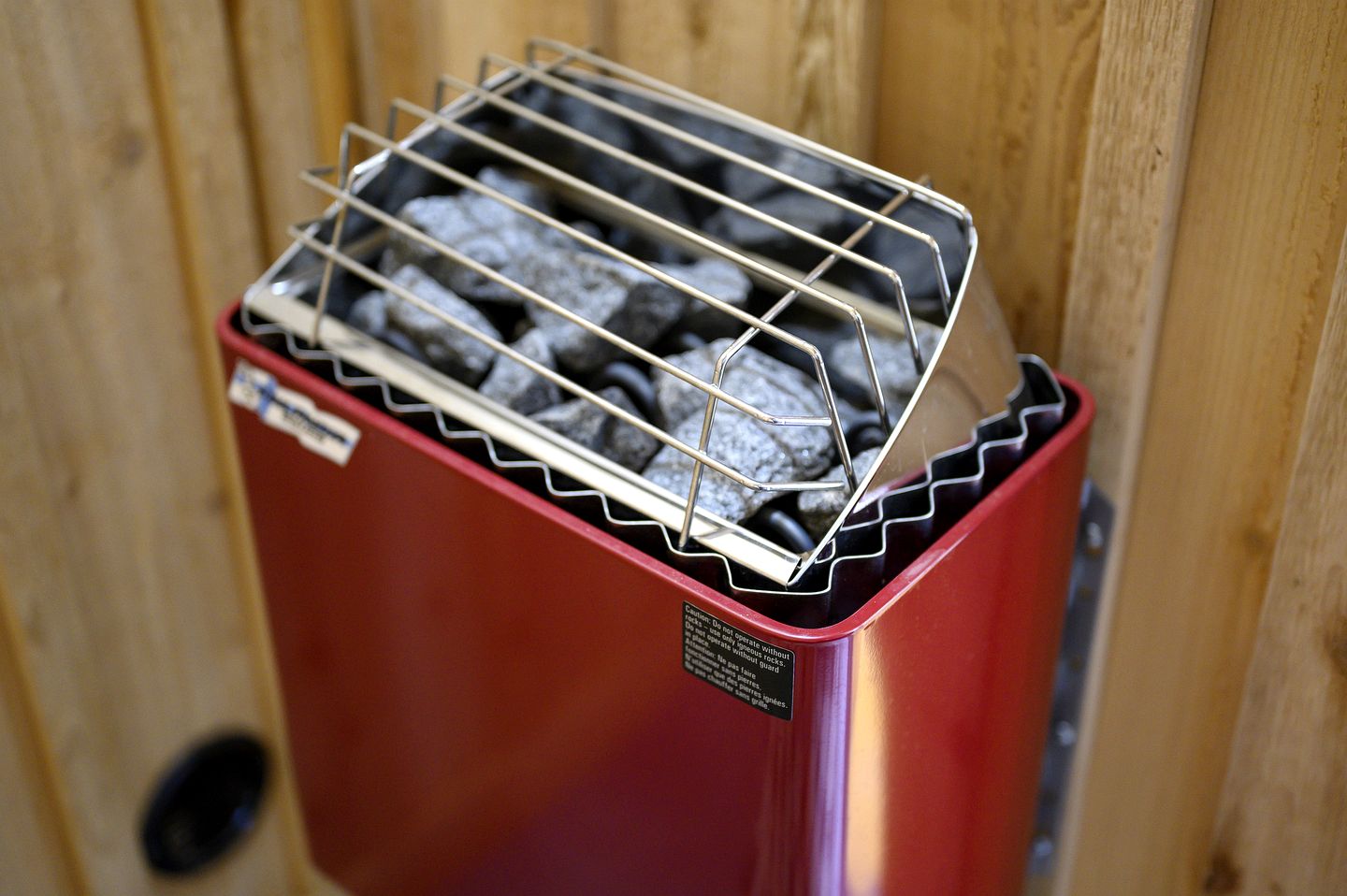 Treetop Cabin Getaway with Sauna, Hot Tub & Forest Views in Oklahoma