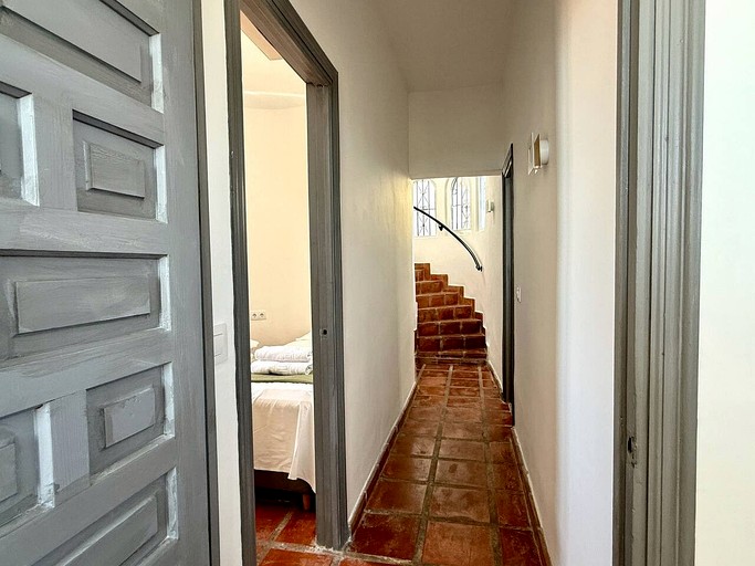 Vacation Rentals (Spain, --, --)