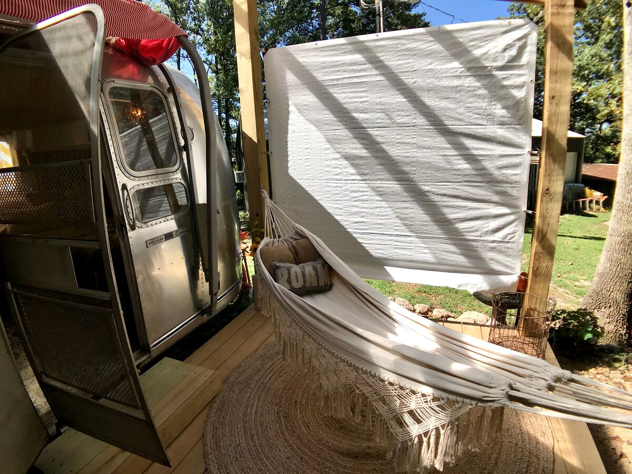 Original Retreat: Experience Arkansas in Style with Hot Tub Rental