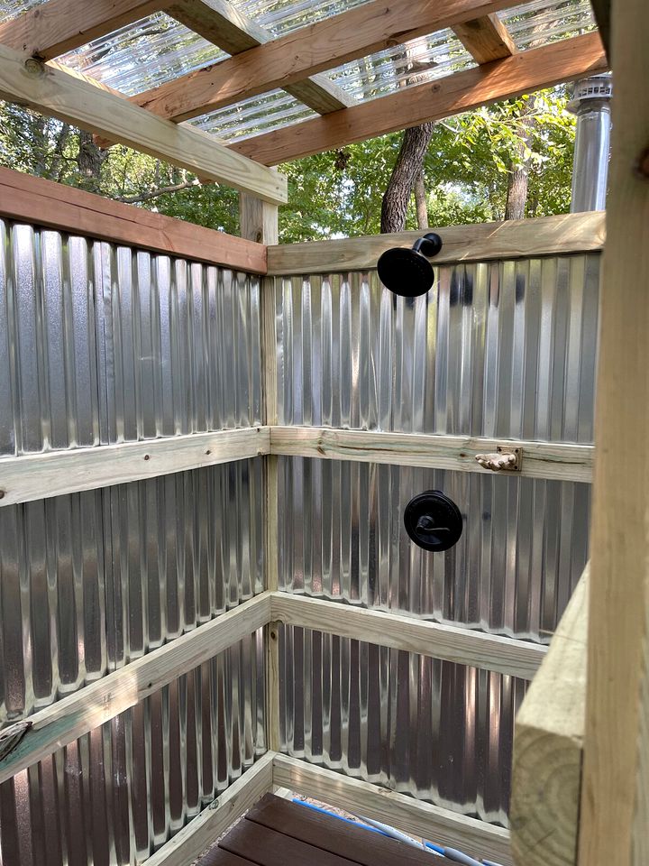 Original Retreat: Experience Arkansas in Style with Hot Tub Rental