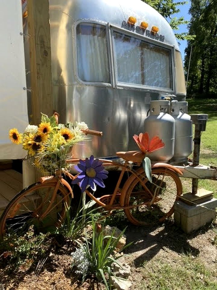 Original Retreat: Experience Arkansas in Style with Hot Tub Rental